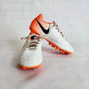 Nike Tiempo Youth Cleats (Size 1Y)